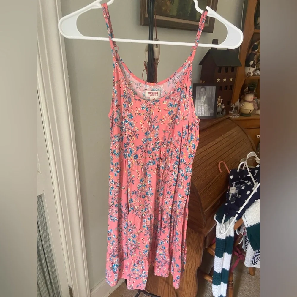 Dress - Picture 1 of 2